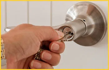 Exclusive Locksmith Service Brookfield, IL 708-401-1087 - 16-emergency-unlock